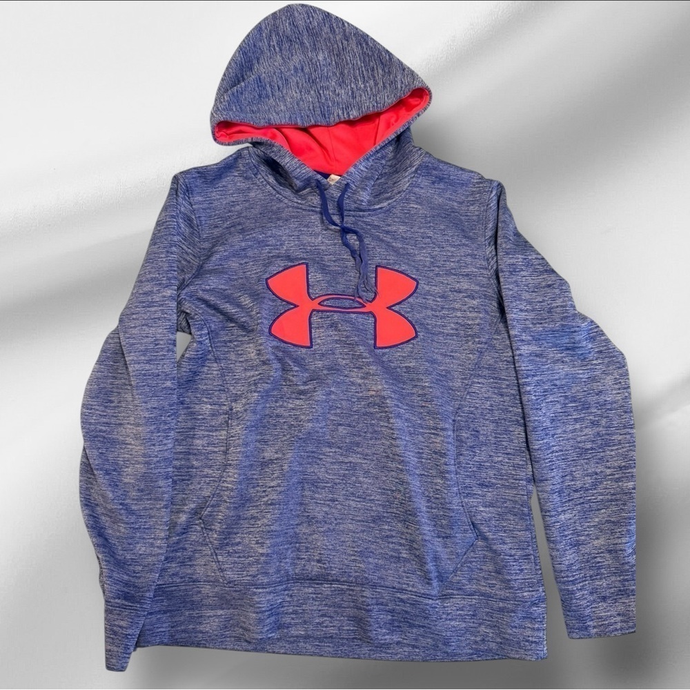 Women’s Under Armour hoodie size M